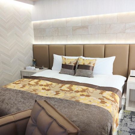 Hotel The Graf Matsubara (Adults Only) מראה חיצוני תמונה